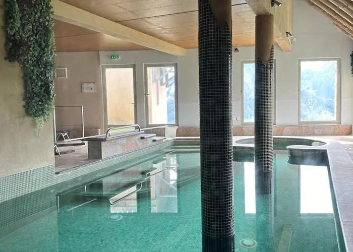 Perce Neige Lagrange Saint-Lary-Soulan